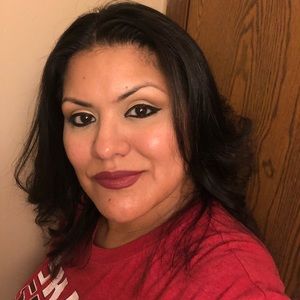 Meet your Posher, Yolanda